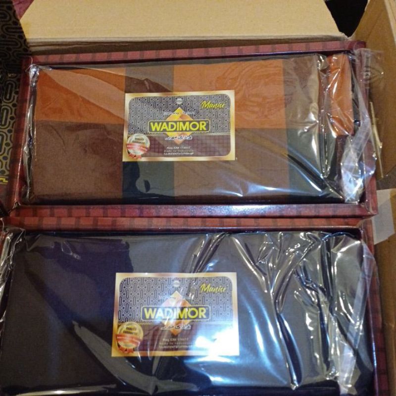 sarung wadimor dewasa liris dan kotak