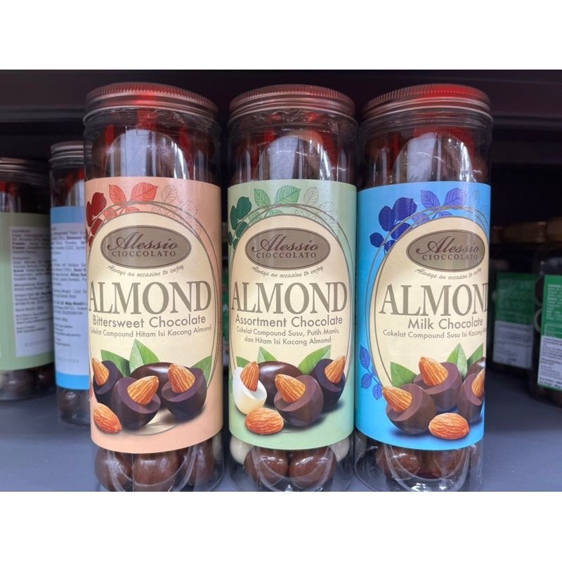 

COKLAT ALESSIO ALMOND JAR/TOPLES oleh oleh Malaysia oleh oleh Singapore