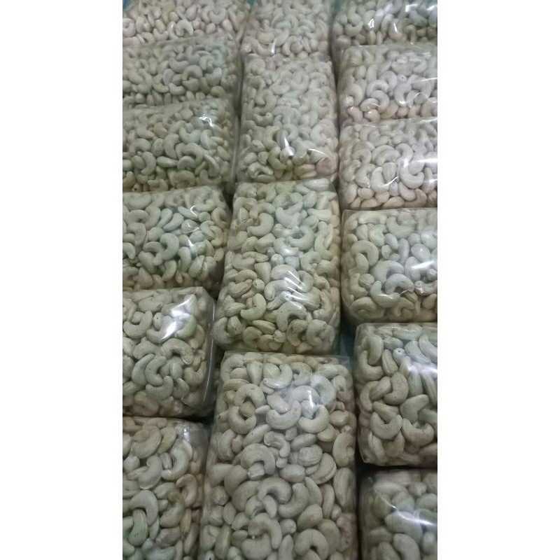 

Kacang Mete Asli wonogiri