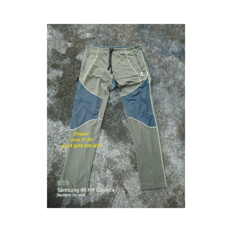celana deuter hijau gunung outdoor