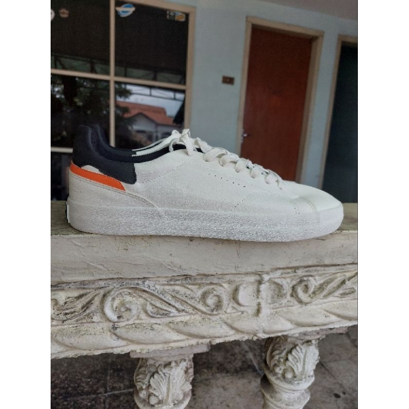 Sepatu Kets Bershka Pria