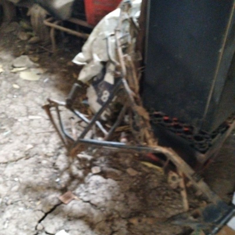 Rangka  Suzuki Thunder 250 GSX 250