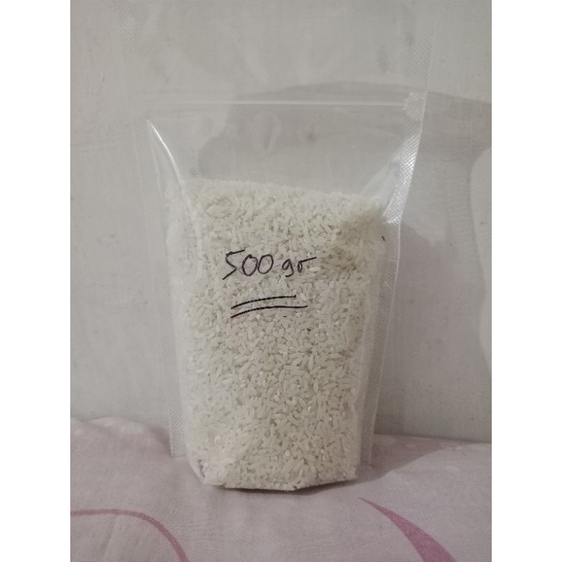 

beras hasil panen sendiri 500gr