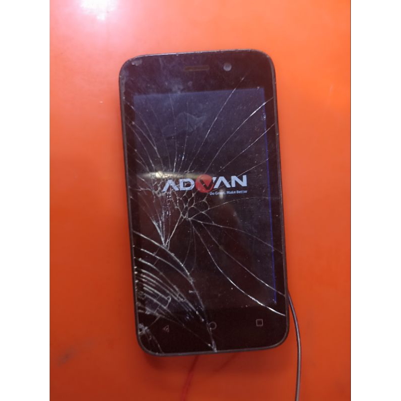 lcd mesin advan s4z plus hidup normal