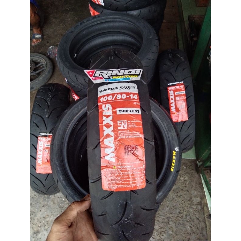 maxxis victra 100/80-14 new