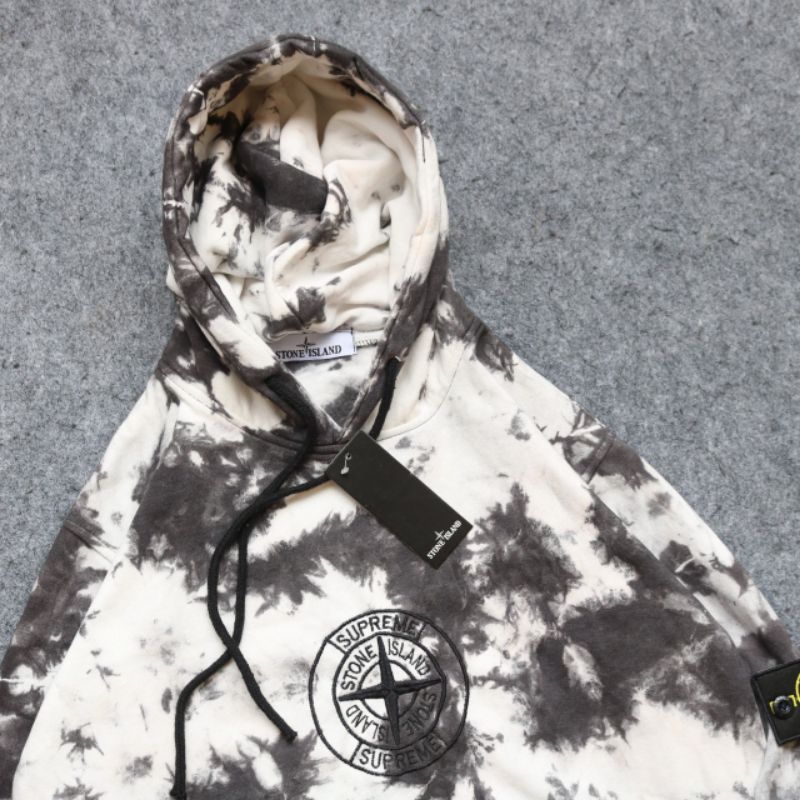 hoodie stond island abstrak