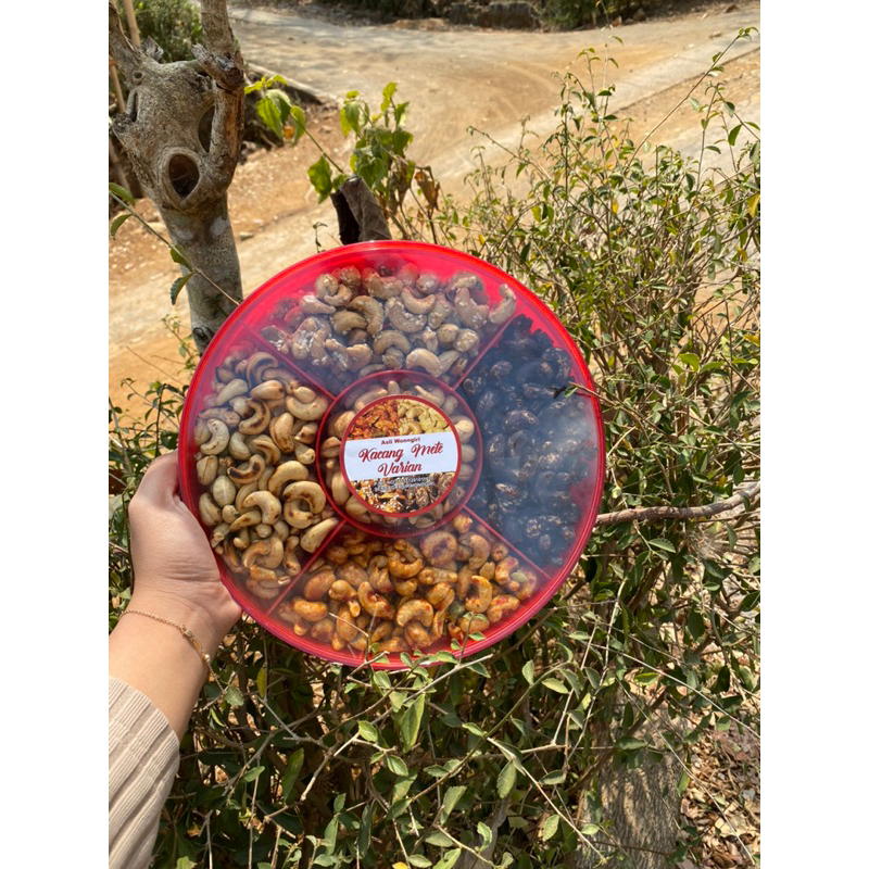 

MIX 5 RASA KACANG METE ASLI WONOGIRI 1 KG