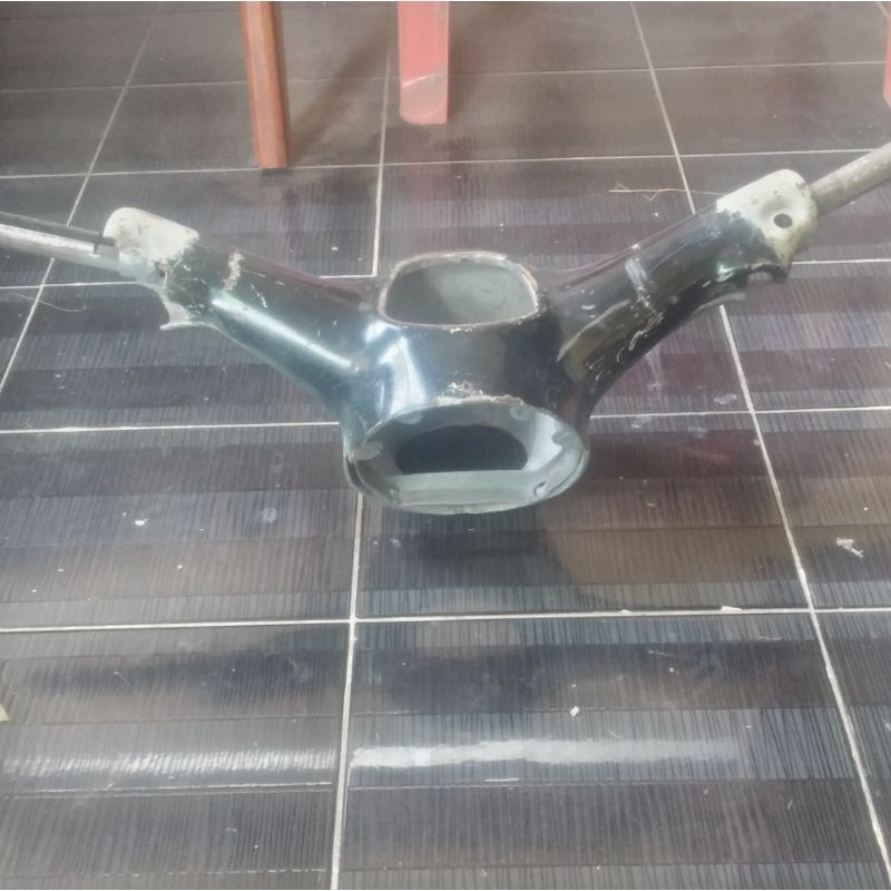 Stang Set Batok Kepala Honda C70 Original Copotan Tebal,  Tidak Ori : Batok Bawah Almunium
