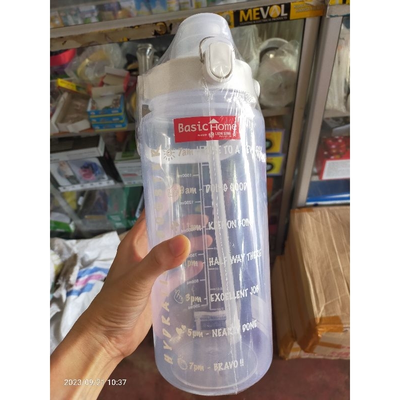 botol minum 2 liter.botol minum jumbo lion star