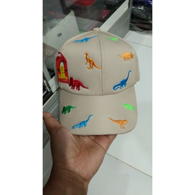 topi bass bal