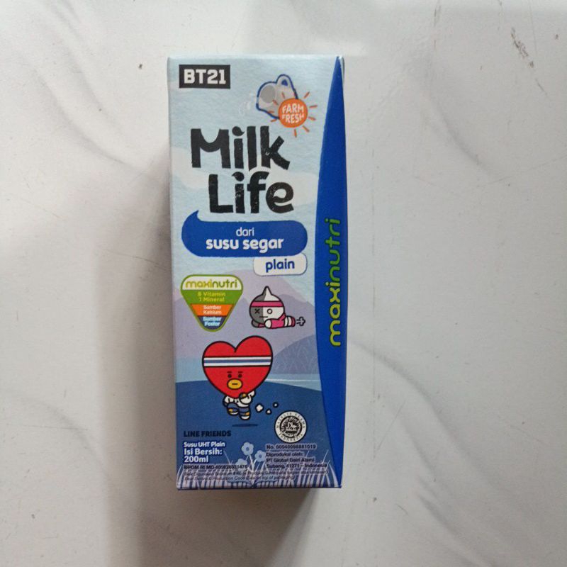 

MilkLife susu UHT Plain Full Cream 200ml