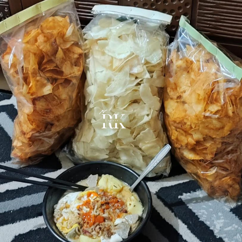

keripik singkong pedas manis 1 kg keripik singkong pedas balado daun jeruk keripik singkong kriwil pedas daun jeruk 1 kg