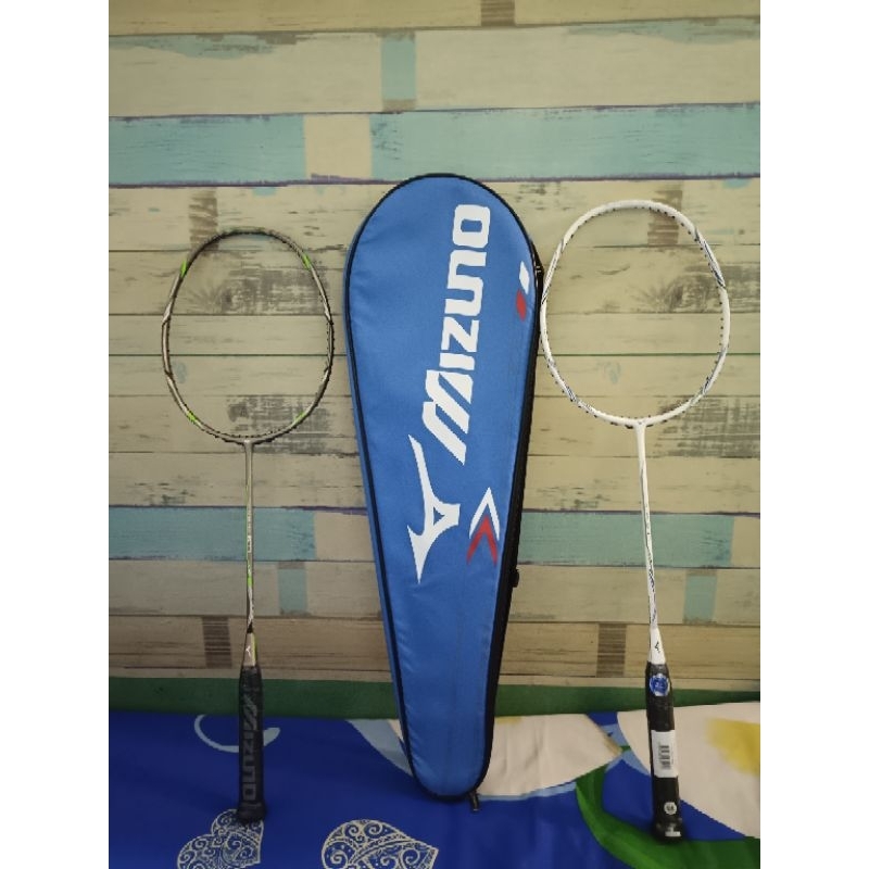 Mizuno TechnoBlade 677 - Raket Badminton