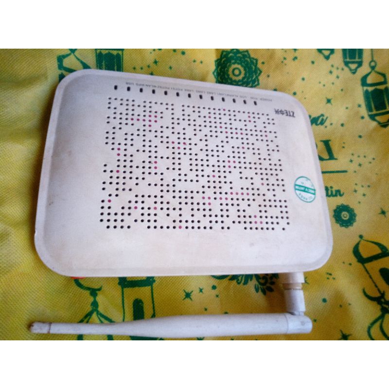 router bekas ZTE F660normal