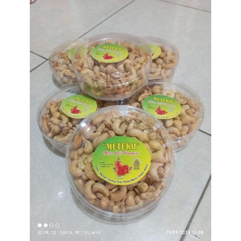 

mete goreng kemasan toples 200gr