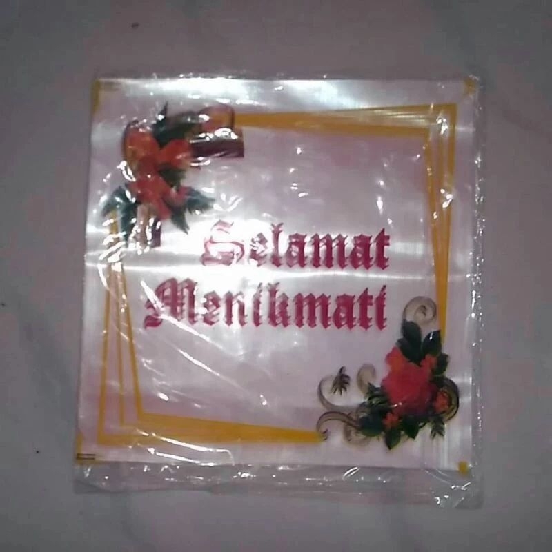 

plastik sm selamat menikmati bermotif ukuran 20x20 isi 50 lembar