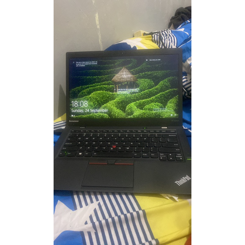 Lenovo x1 carbon 3rd i5 8/256