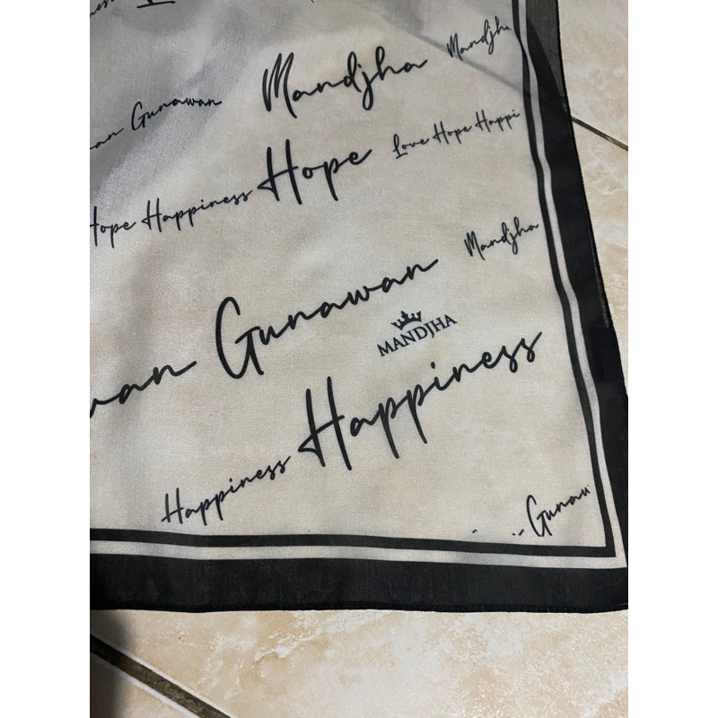 preloved hijab IVAN GUNAWAN mandjha
