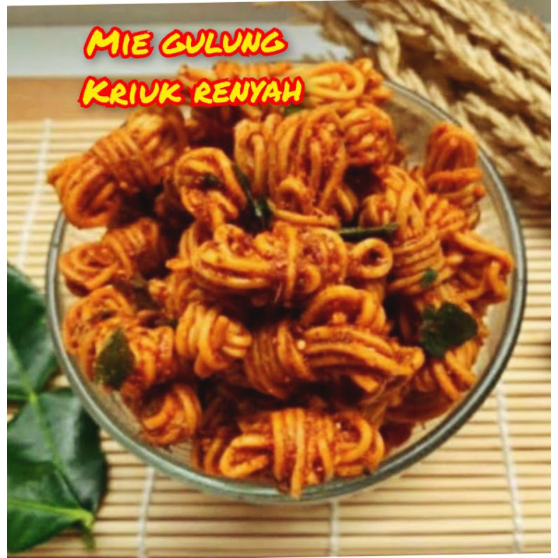 

Mie Gulung Pedas Daun Jeruk 500g Pedas Manis Kriuk Renyah