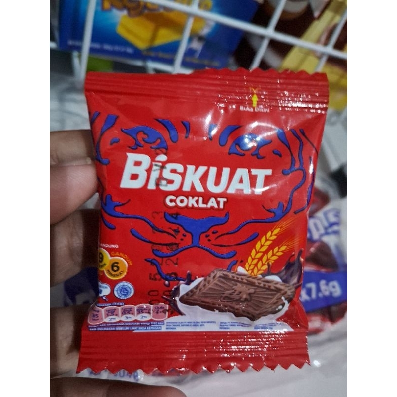 

Biskuat Coklat 7,6gr