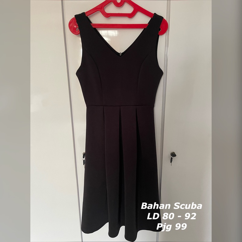 Preloved Dress Pesta Warna Hitam