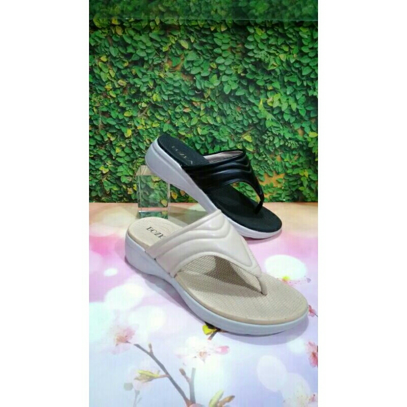 Sandal Wanita Bozka UMM4