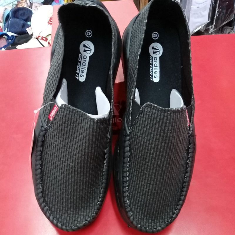 SEPATU SANDAL PRIA ARDILES