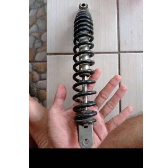 skok belakang yamaha mio.