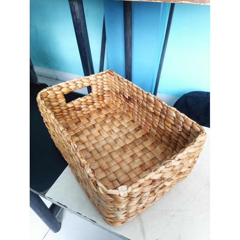 Keranjang Anyaman | Eceng Gondok