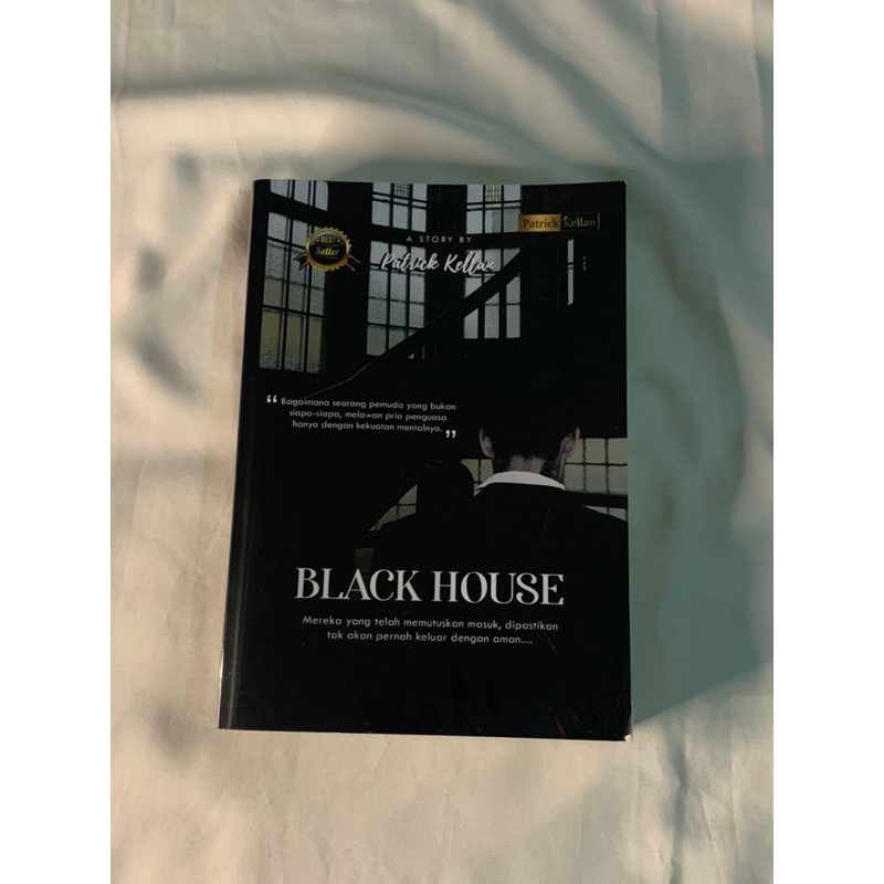 Preloved Black House - Patrick Kellan