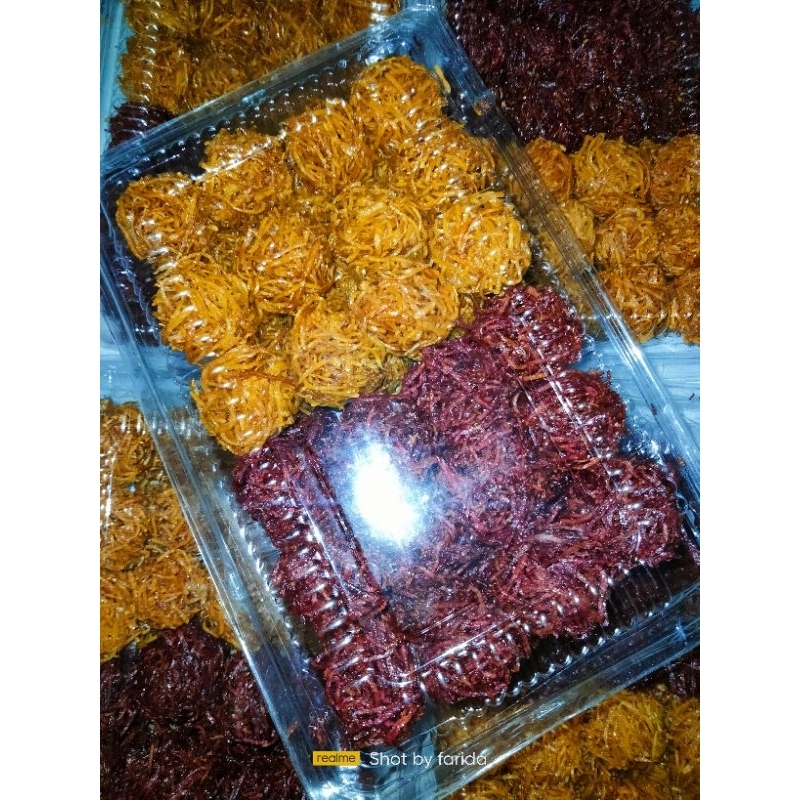 

Kremes Ubi Cilembu isi 42pcs Keremes