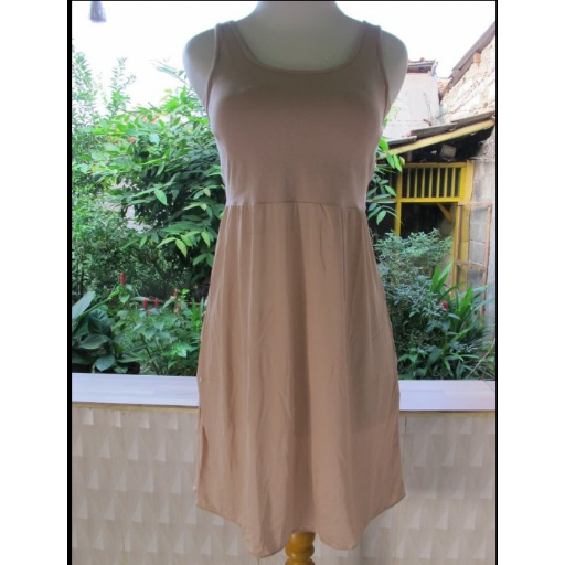 UNIQLO SAMPLE KAMISOL BABYDOLL DRESS WANITA SIZE M - TERDAPAT PAD BRA DI BAGIAN DALAMNYA