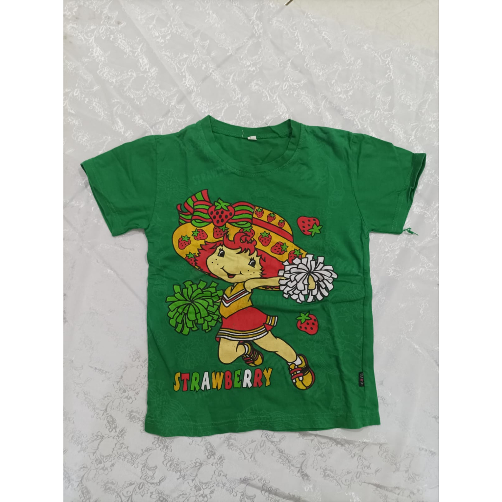 Preloved Kaos Anak Perempuan Hijau Strawberry 316