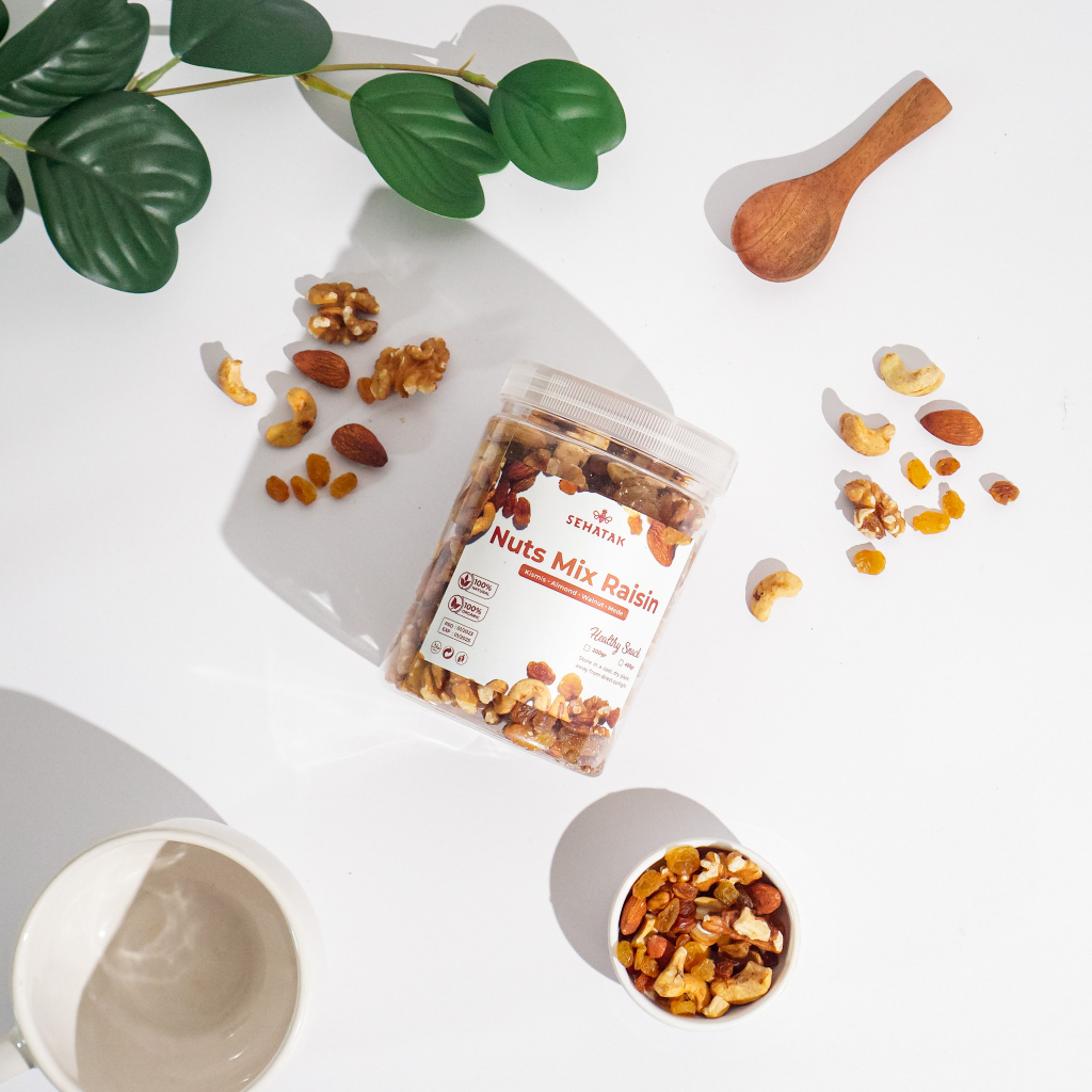 

Trail Mix Nut Mixed Nut with Raisins kacang dengan kismis