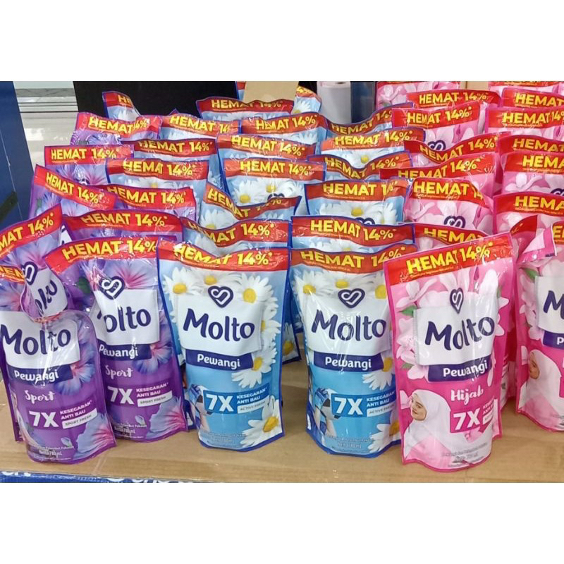 MOLTO PEWANGI 780ML
