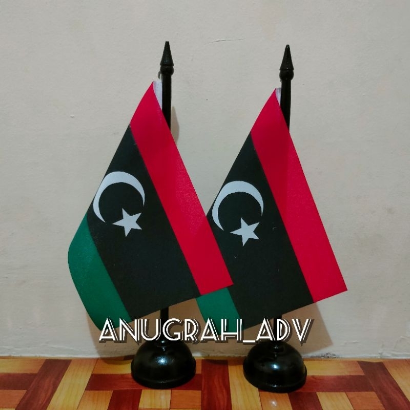 

tiang kayu bendera meja LIBYA