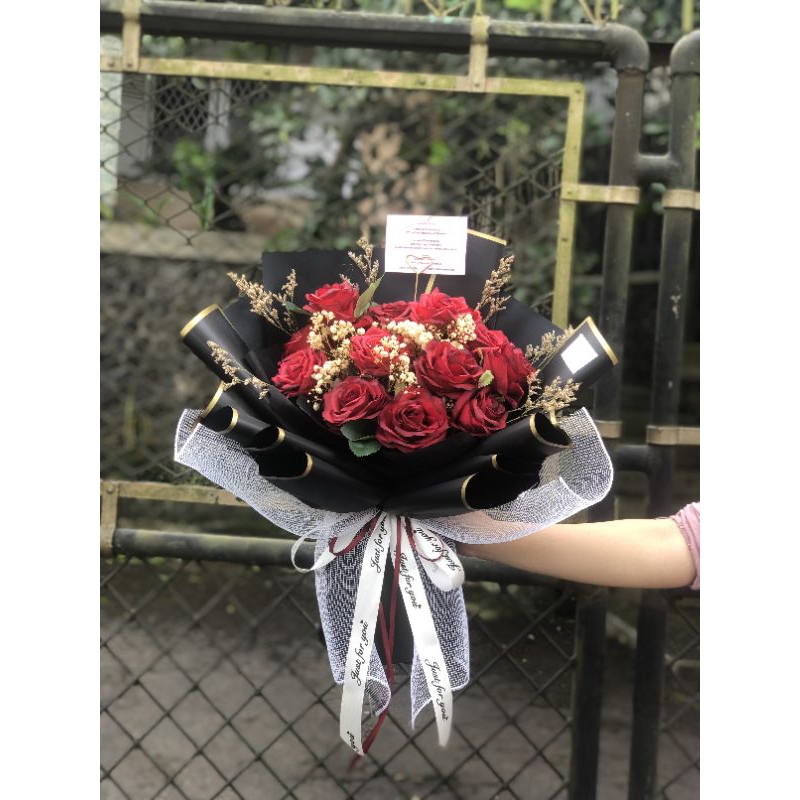 

Artficial Rose size large Bouquet hadiah/birthday/anniversary