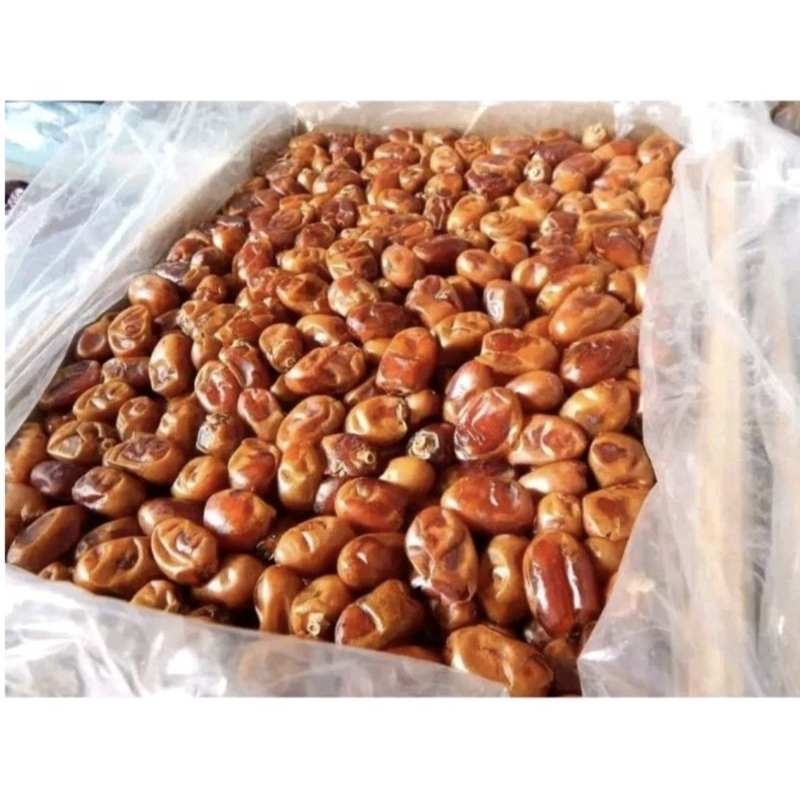 

kurma khalas saad 1 kg / kurma khalas curah kemasan / murah Saad Emirates Gold/Expire Desember 2025