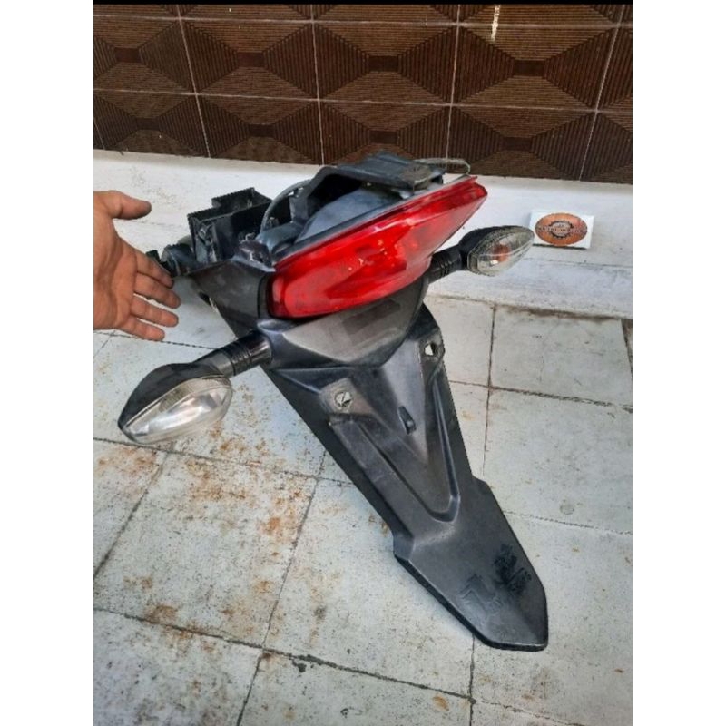 Spakbor Belakang Fullset Honda Cb Verza 150 Original Copotan