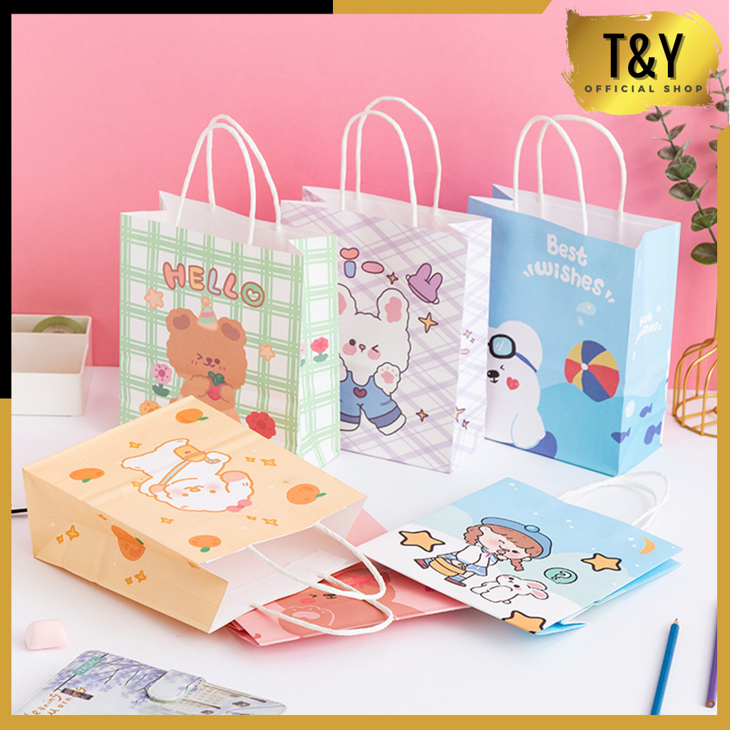 

T&Y Goodie Bag Motif Rabbit & Bear Paperbag Karakter Kartun Beruang Lucu Tas Jinjing Serbaguna Bingkisan Hadiah Hampers Ulang Tahun Anak Kotak Souvenir Kantong Tentengan Bingkisan Paper Bag Kertas Mini Lucu Aesthetic