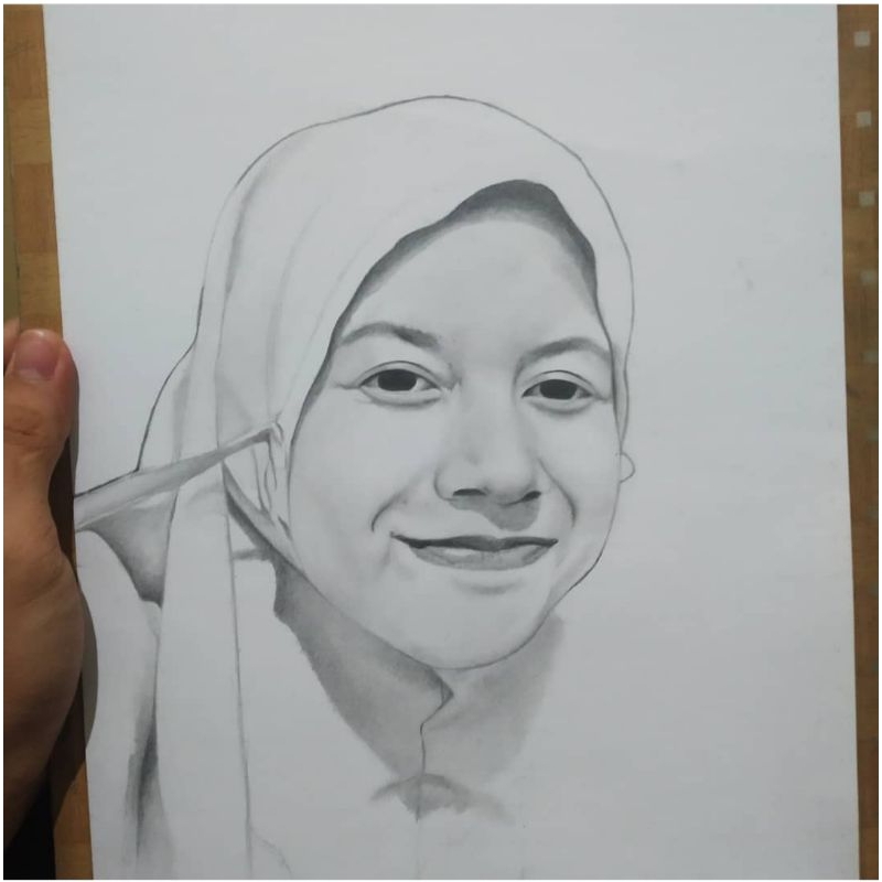 

Gambar potret wajah realis pensil A4 Arsir halus