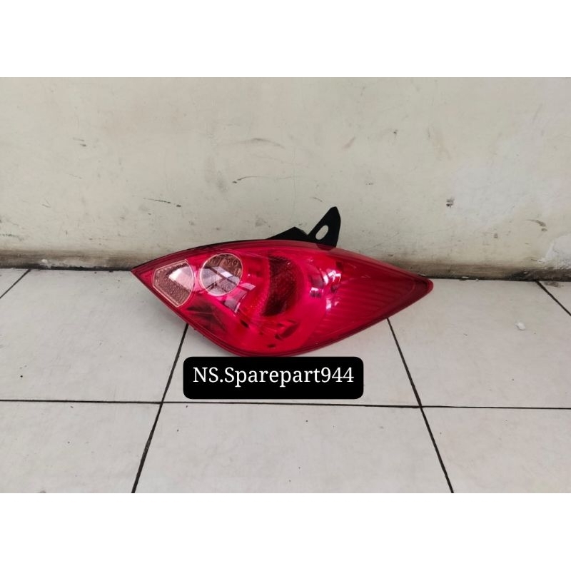 Stoplamp Lampu Belakang Nissan latio 2006 2007 2008 2009