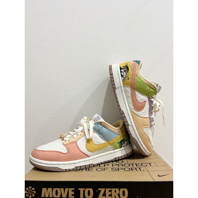 Preloved Nike Low Dunk SE Woman Size 38