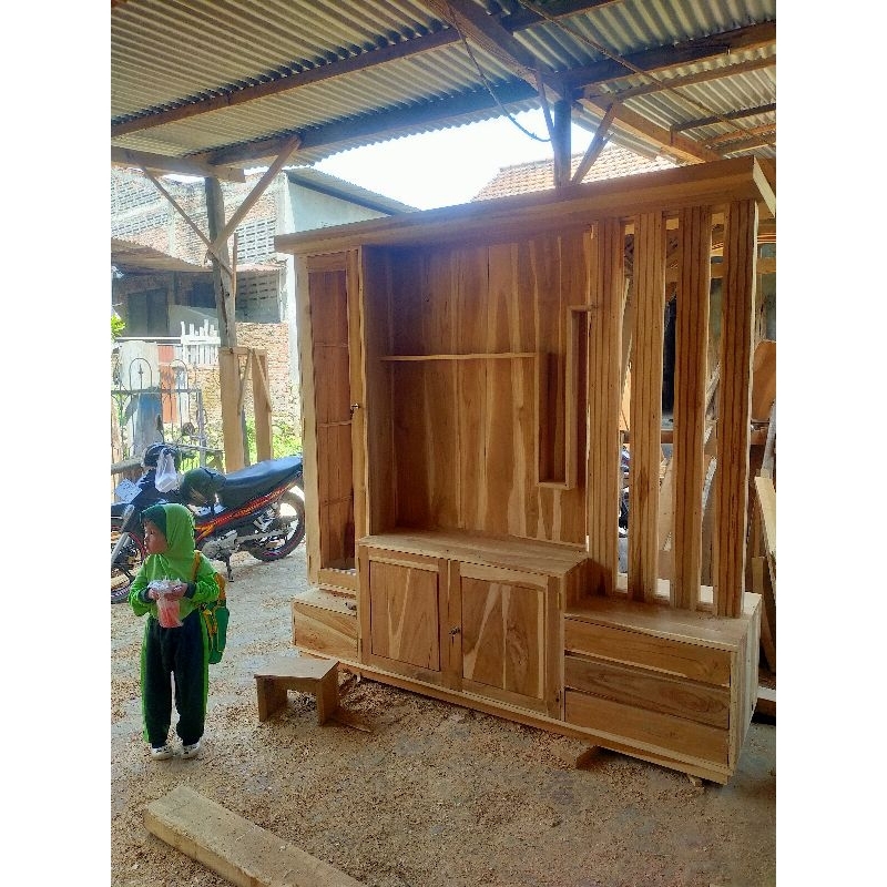 Partisi kayu jati / Sekat ruangan