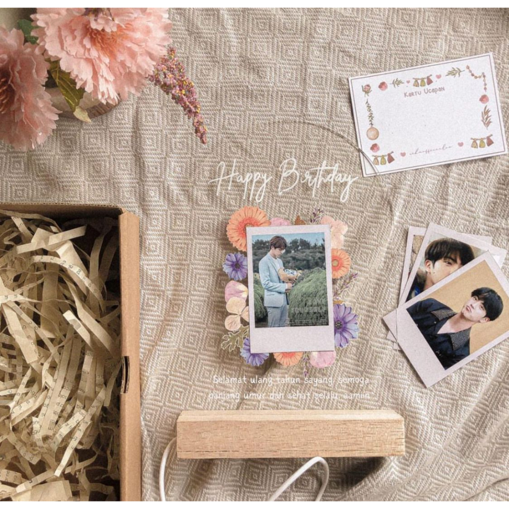 Hadiah Gift Akrilik led Custom lampu tidur/graduation gift/birthday gift/dekorasi kamar