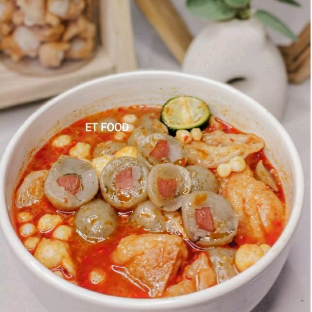 

BASO ACI BESAR ISI SOSIS CHILI OIL/BESAR