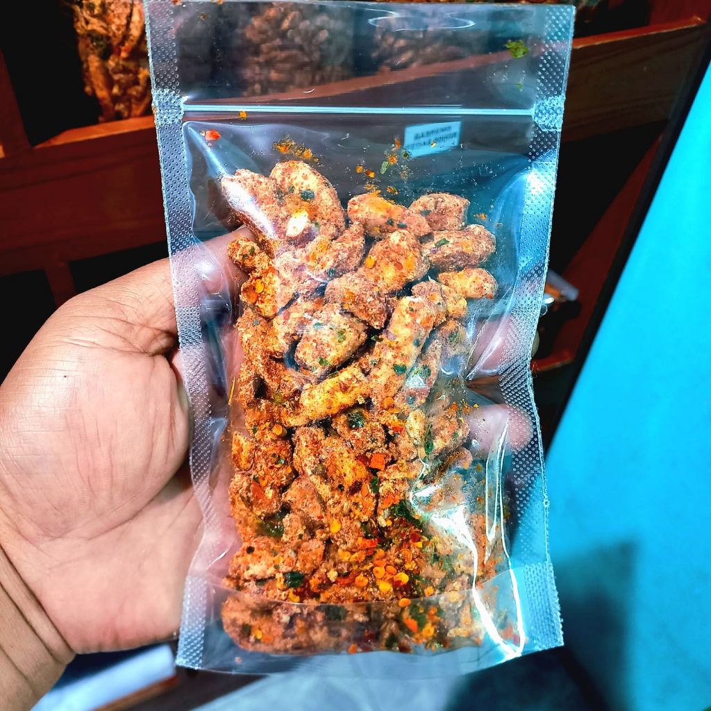 

BASRENG PEDAS 100GR REMPAH DAUN JERUK BOS SNACK BANDUNG