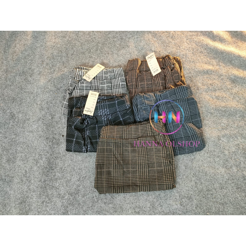 Celana Kulot Pendek Super Jumbo Motif Kotak Zahra Clana Wanita Jumbo