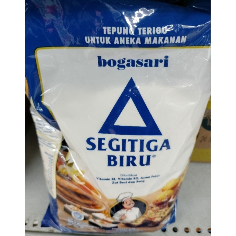 

Tepung Terigu Segitiga Biru 1Kg