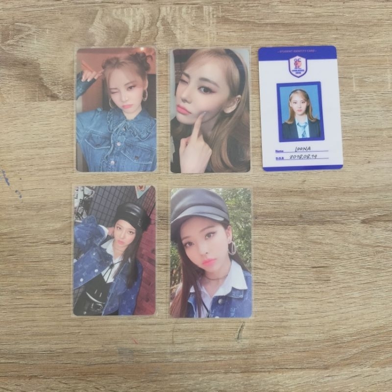 [HYPER CLEARANCE] LOONA Season Greetings 2022 [SG22] / LOONA Class of 2022 Jinsoul & Vivi Photocard